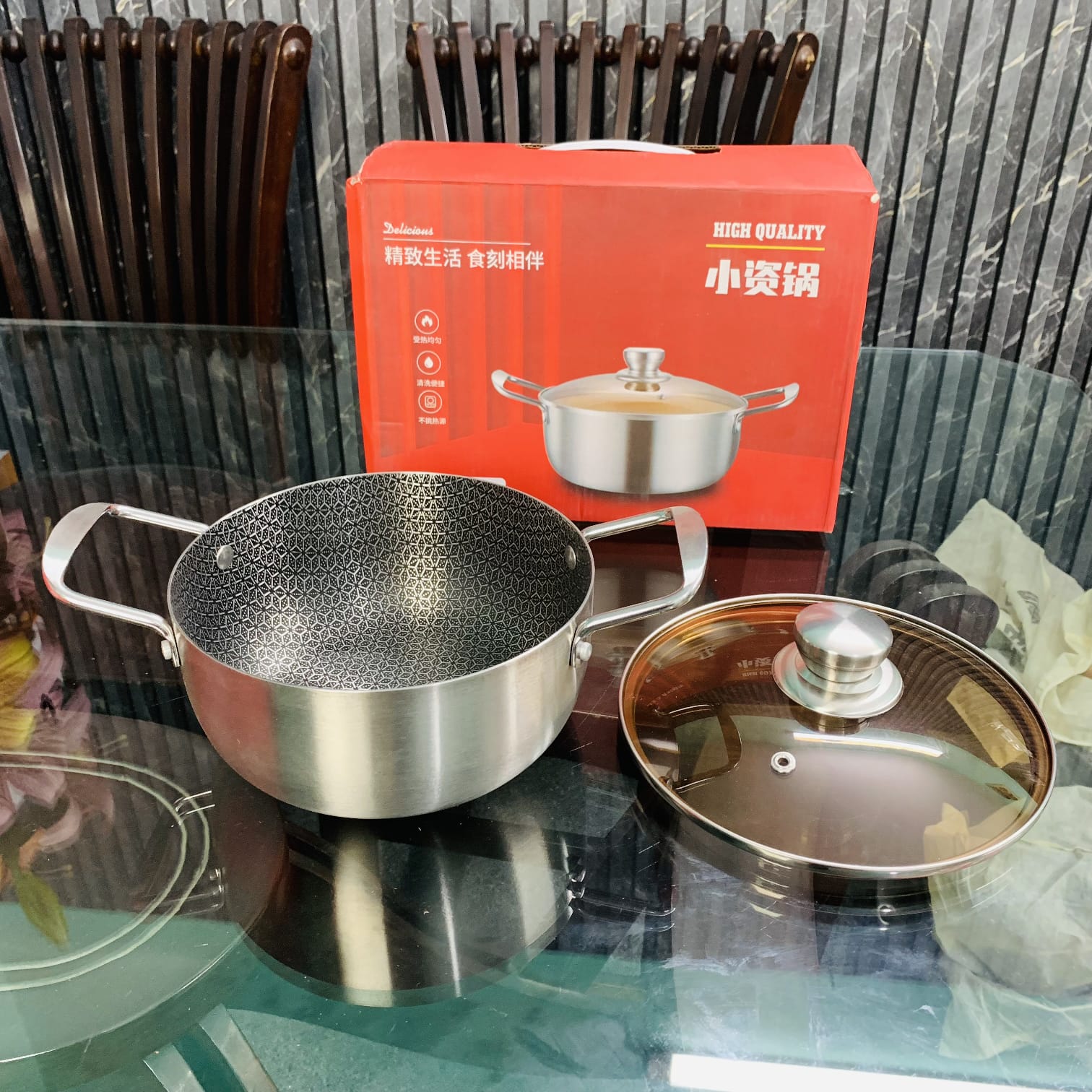 22cm Honeycom Milkpan With LId