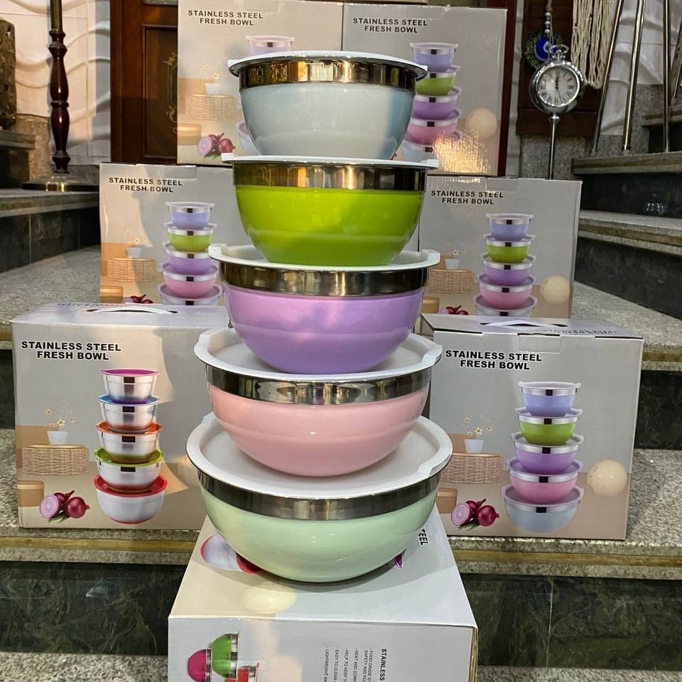 Colourfull 5Pcs Stainless Steel Mixing Bowls 18-26cm Diameter Metal Nesting Bowls with Colorful Airtight Lids Non-Slip Bottoms